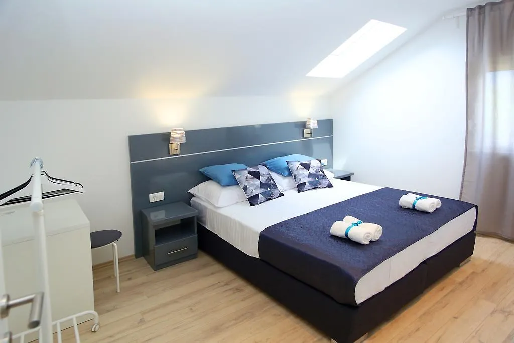 Apartment Nikolina Split